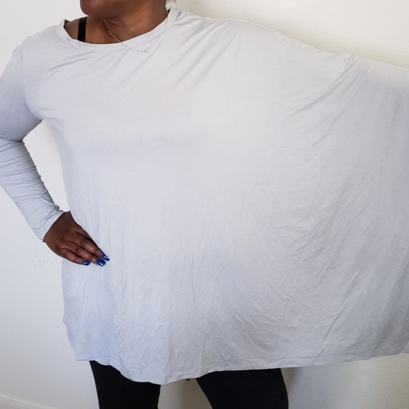 Draped Top - Picture 2 of 3